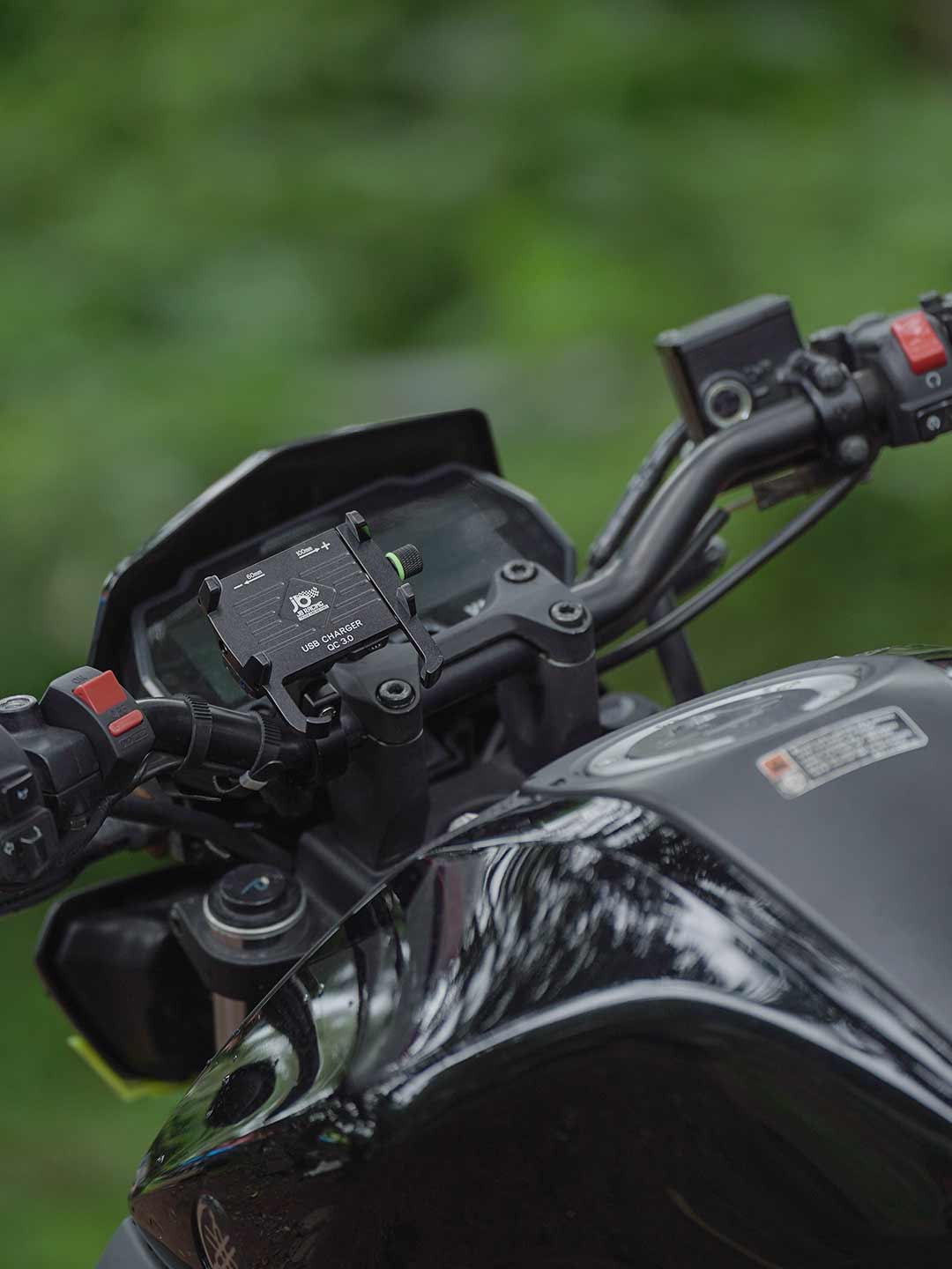 Jb Racing M6 S Mobile Holder With USB Charger