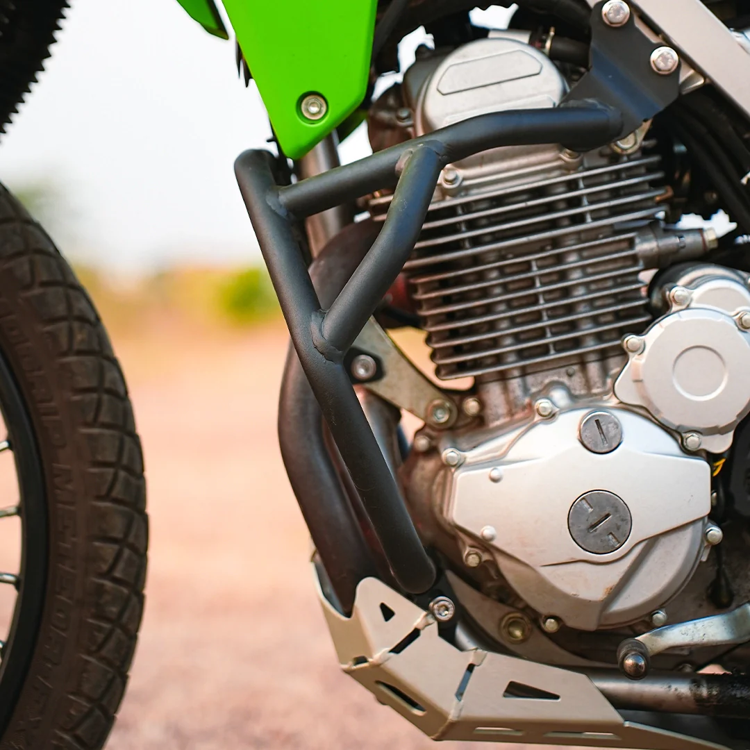 LEGUNDARY KAWASAKI KLX 230 BELLATOR CRASHGUARD -BLACK INTERNATIONAL - Image 12