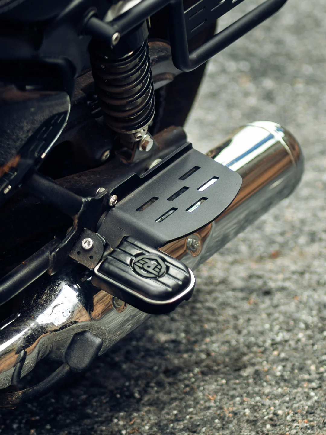 Legundary Super Meteor 650 Bolide Pillion Foot Rest