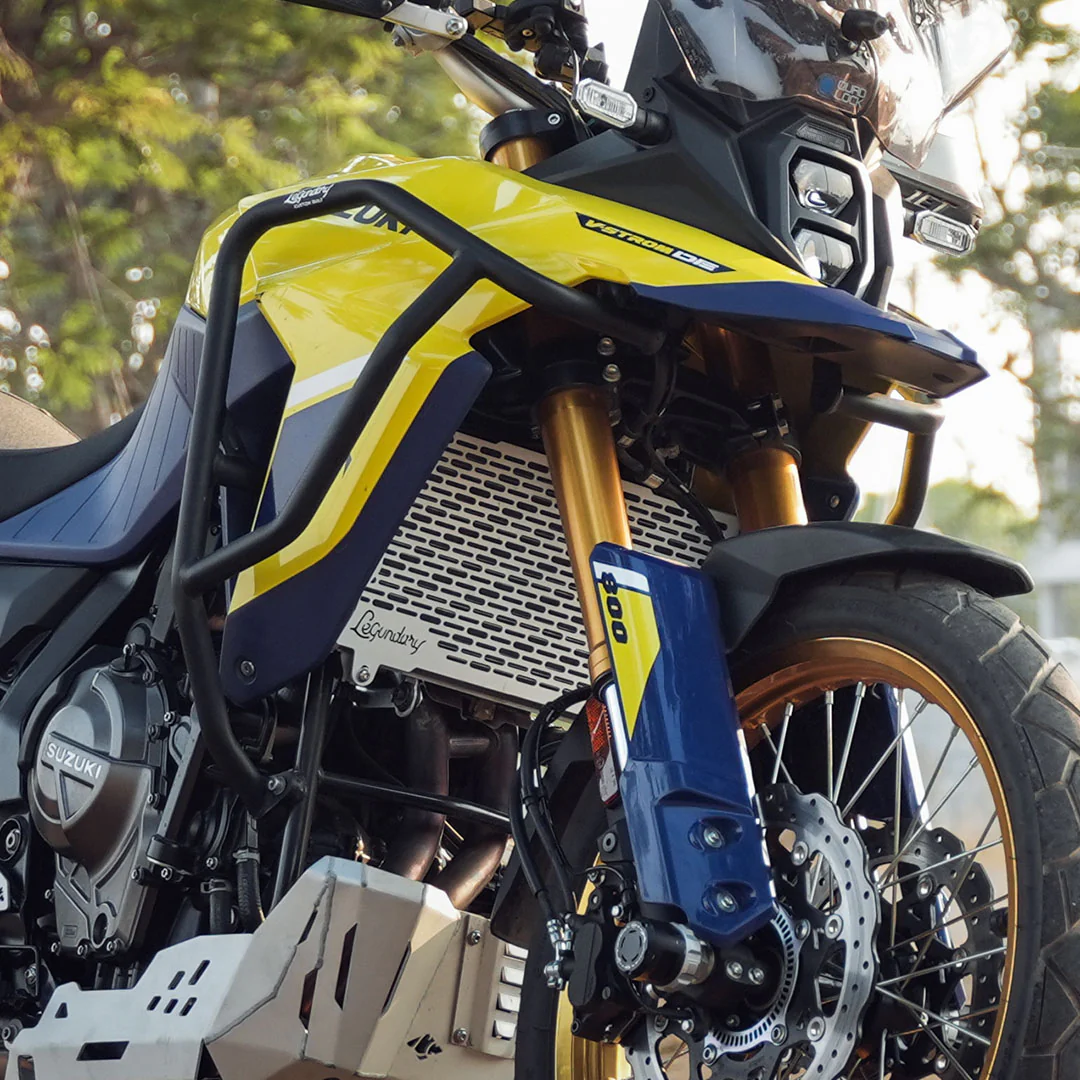 Legundary Suzuki V Strom 800DE Vector Radiator Grill Silver - Image 3