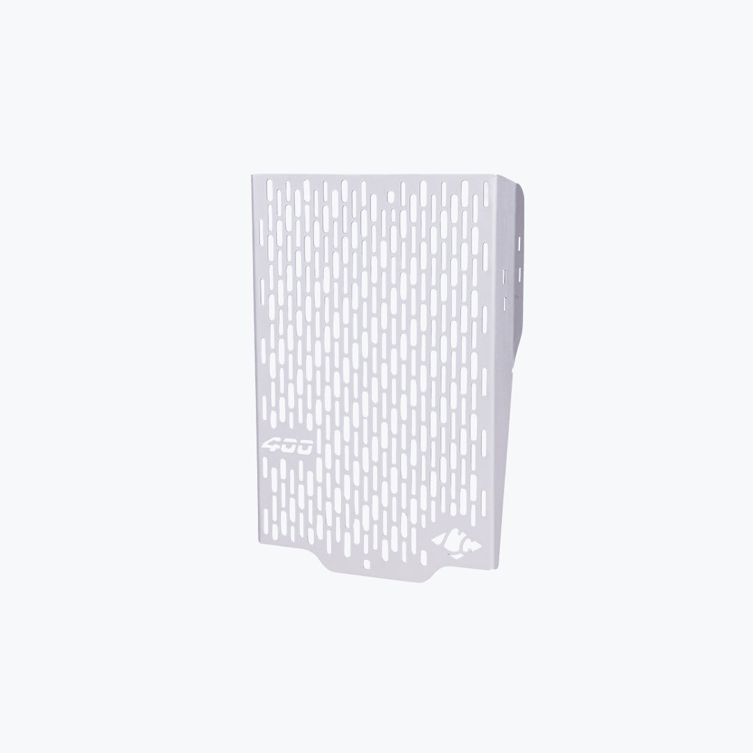 LEGUNDARY TRIUMPH SPEED 400/SCRAMBLER 400XC/T4/THRUXTON/ VECTOR RADIATOR GRILL SILVER - Image 2