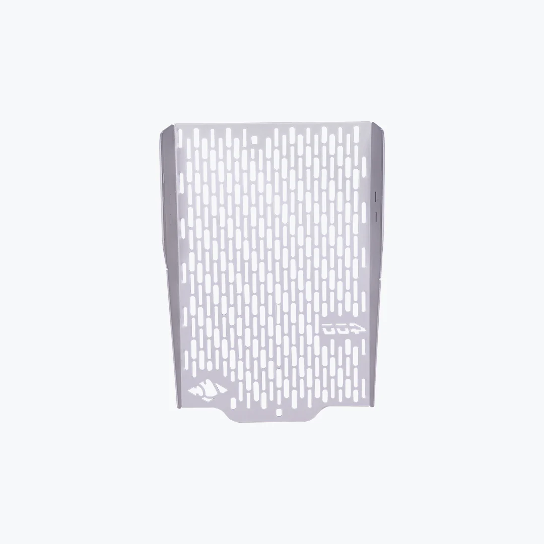 LEGUNDARY TRIUMPH SPEED 400/SCRAMBLER 400XC/T4/THRUXTON/ VECTOR RADIATOR GRILL SILVER - Image 7