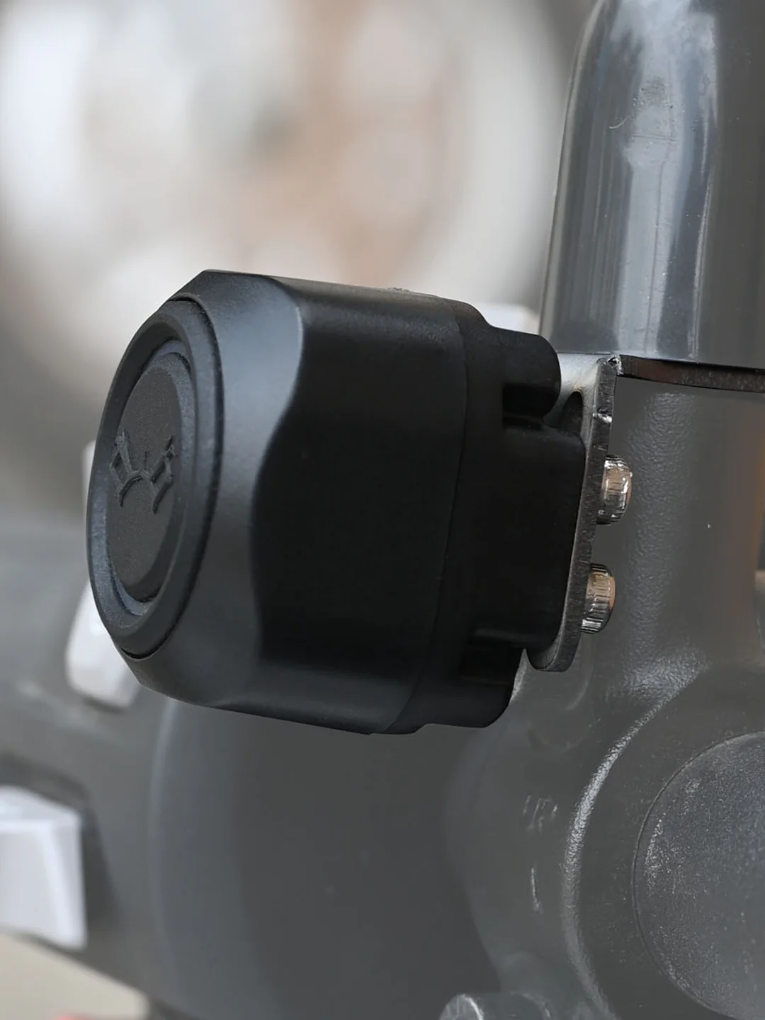 MadDog Switch Pro Handle Mount - Image 4