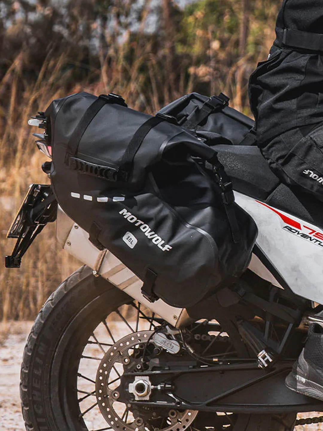 MOTOWOLF MB2 Side Bag Black 18L - Image 2