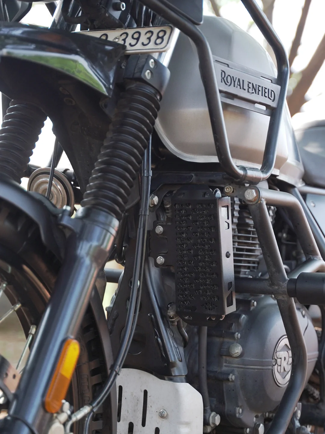Legundary Himalayan Radiator Grill Black