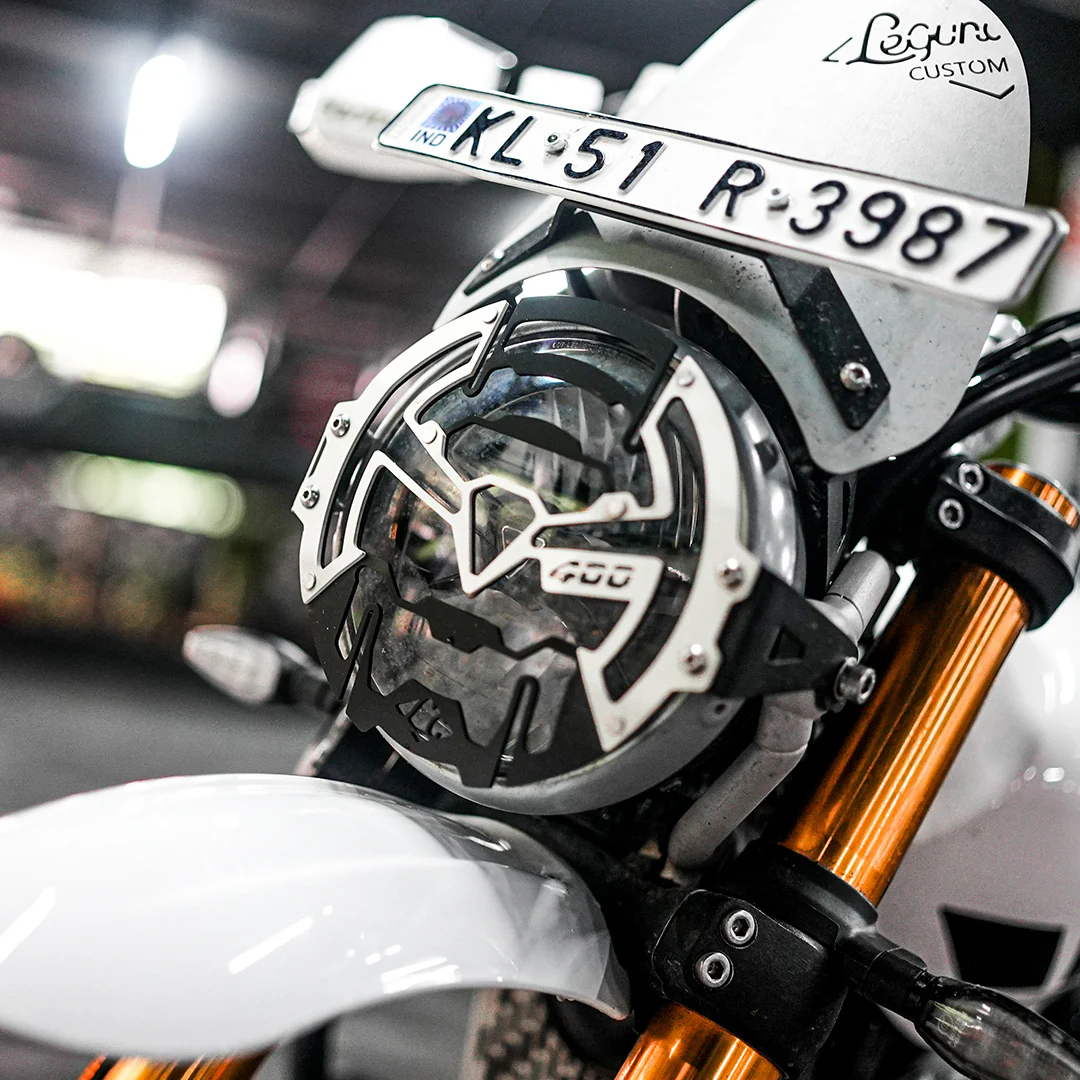 LEGUNDARY TRIUMPH SPEED 400/T4/SCRAMBLER 400XC COSMIC HEADLIGHT GRILL - Image 7
