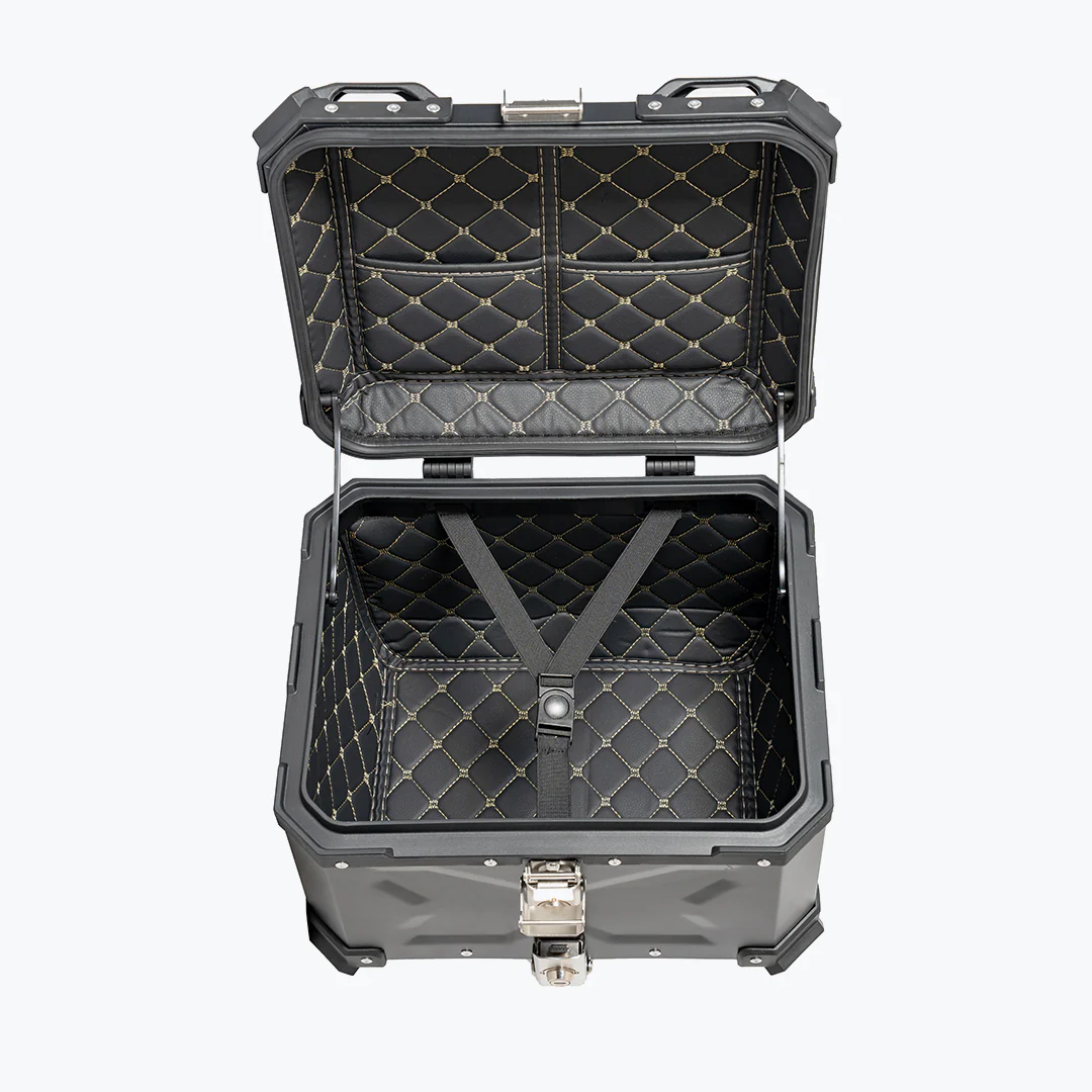 Top Case X45L Aluminium Black With Back Rest Pad - Image 4