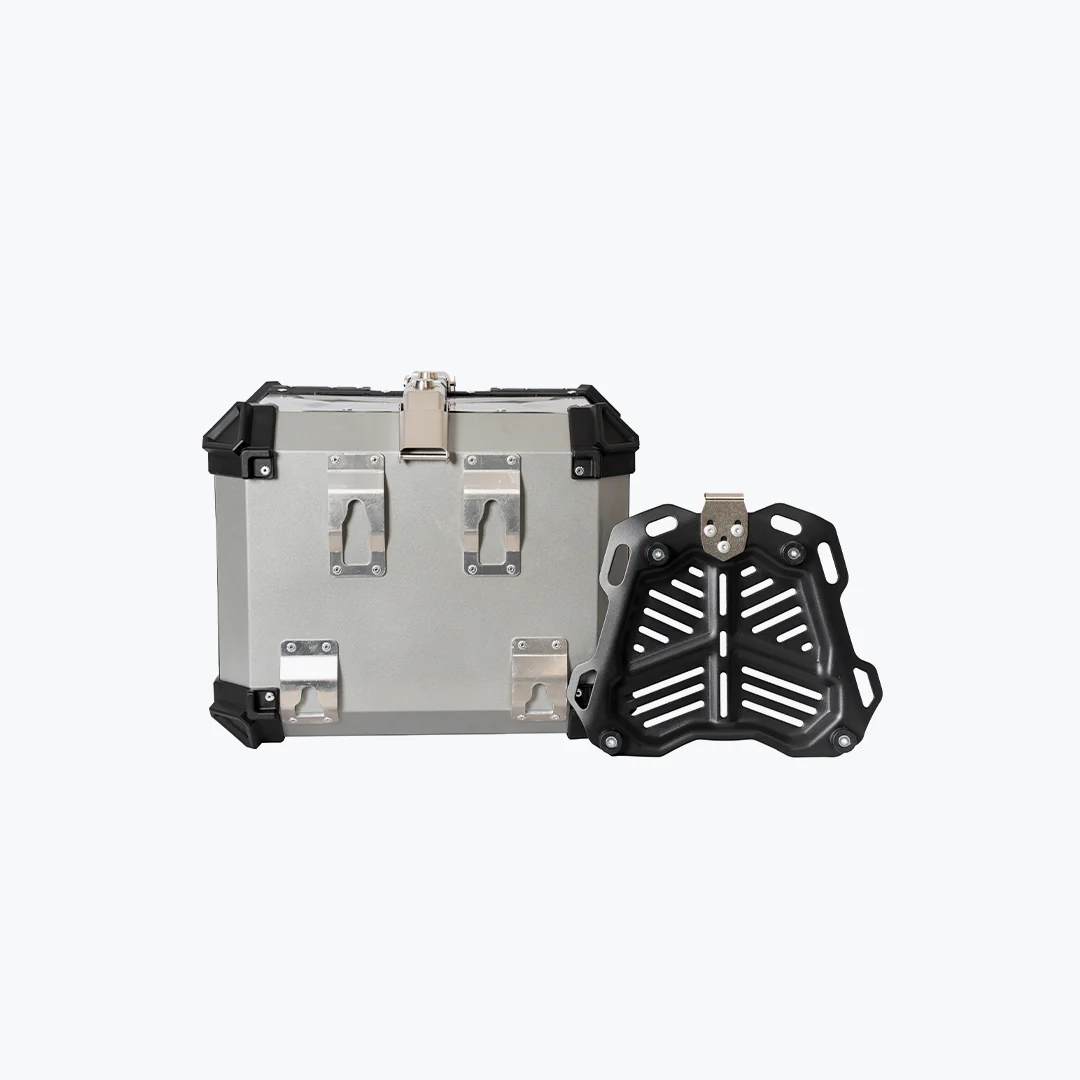 Top Case X45L Aluminium Silver With Back Rest Pad - Image 5